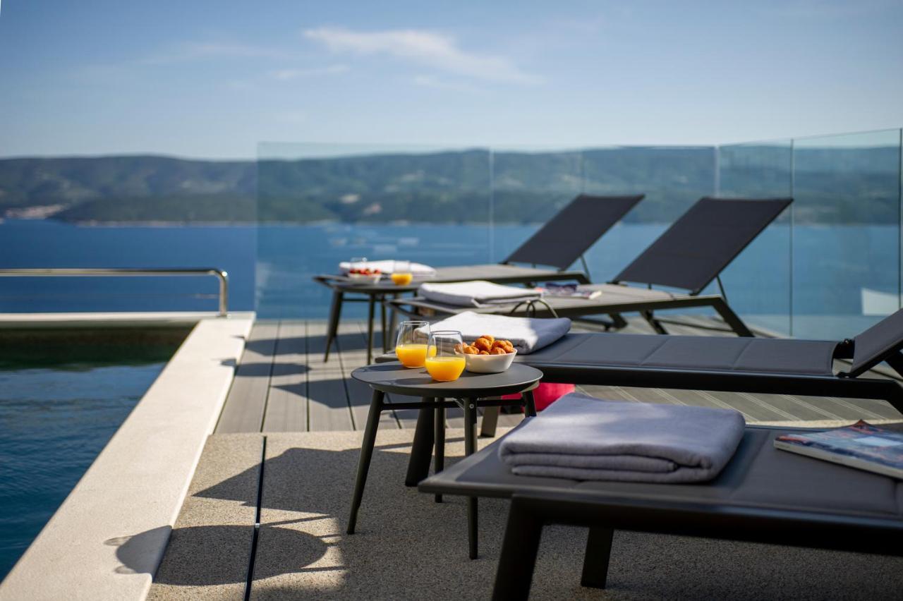 Villa Dispet With Heated Pool, Jacuzzi, Sauna And Cinema Celina Exterior photo