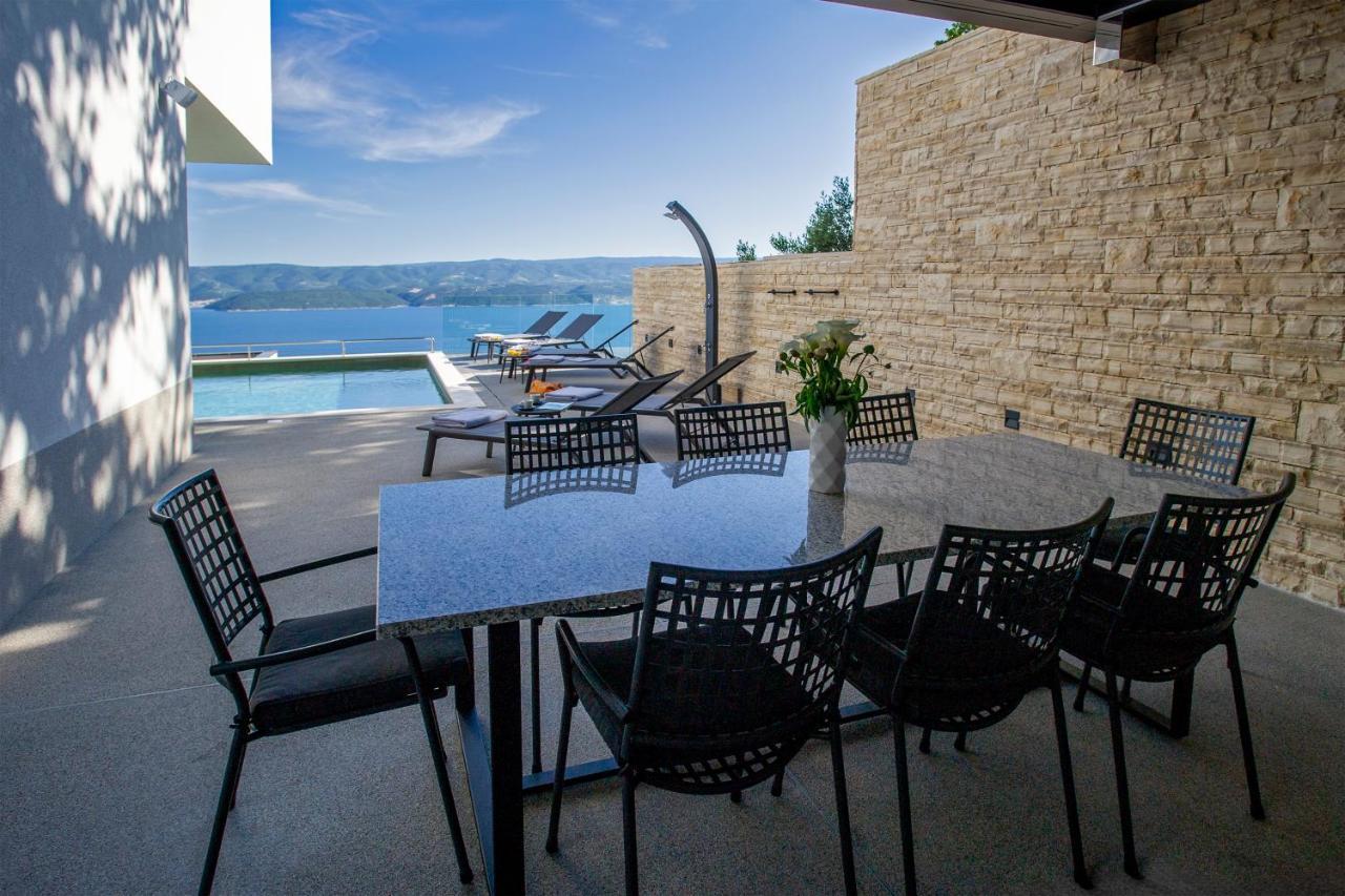 Villa Dispet With Heated Pool, Jacuzzi, Sauna And Cinema Celina Exterior photo